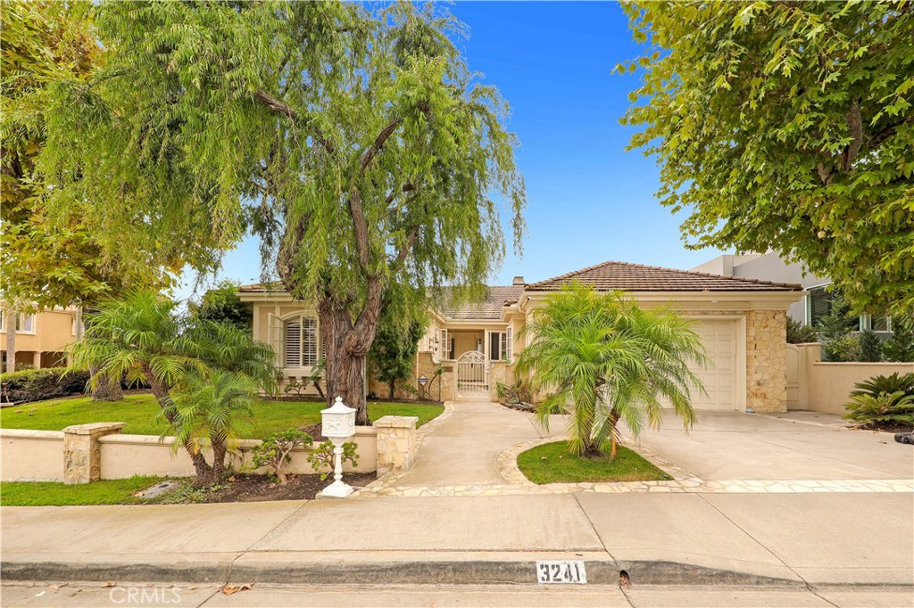 3241 Rimcrest Circle, Laguna Beach CA 92651 - photo 1
