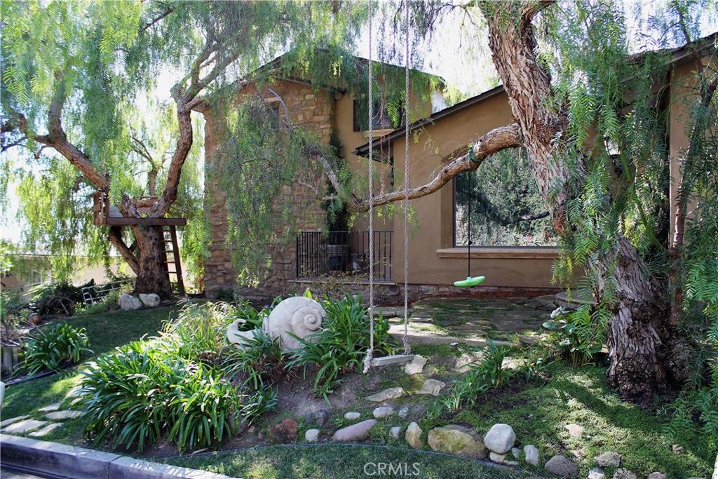 325 Camden Place, Laguna Beach CA 92651 - photo 1