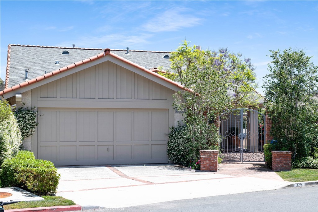 325 Crescent Bay Drive, Laguna Beach CA 92651 - photo 1