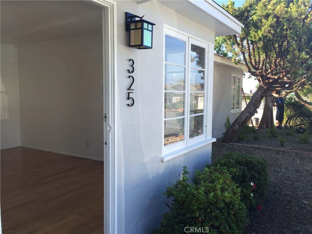325 LOS OLIVOS, Laguna Beach CA 92651 - photo 1