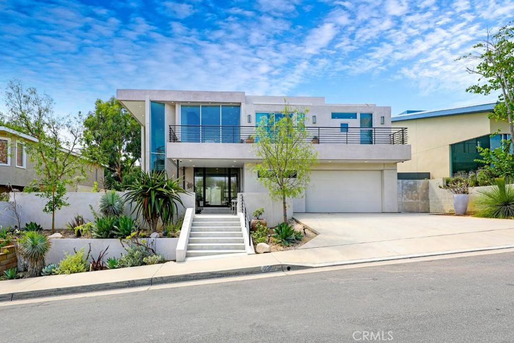 3251 Crestwood Circle - 3251 Crestwood Circle, Laguna Beach CA 92651 - photo 1