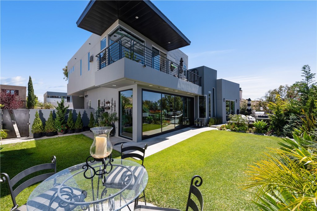 3251 Rimcrest Circle, Laguna Beach CA 92651 - photo 1