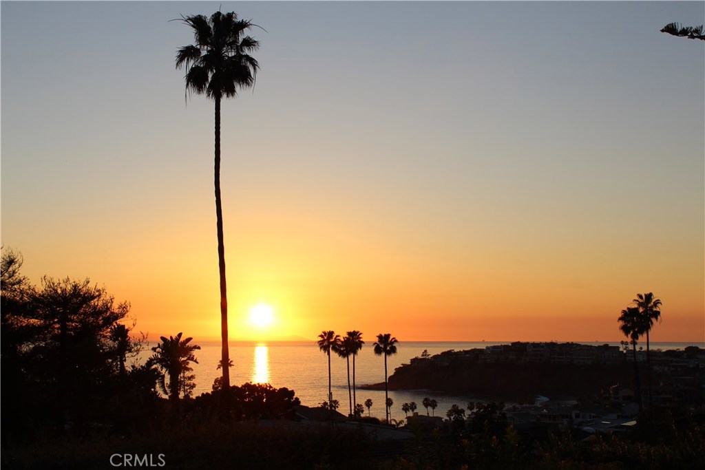 326 Ledroit Street, Laguna Beach CA 92651 - photo 1