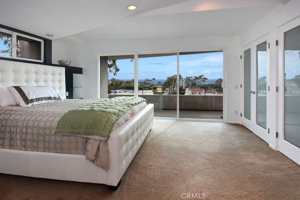 326 Loma Terrace, Laguna Beach CA 92651 - photo 4