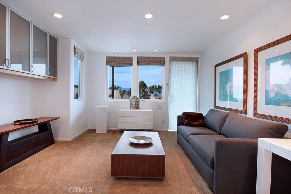 326 Loma Terrace, Laguna Beach CA 92651 - photo 7