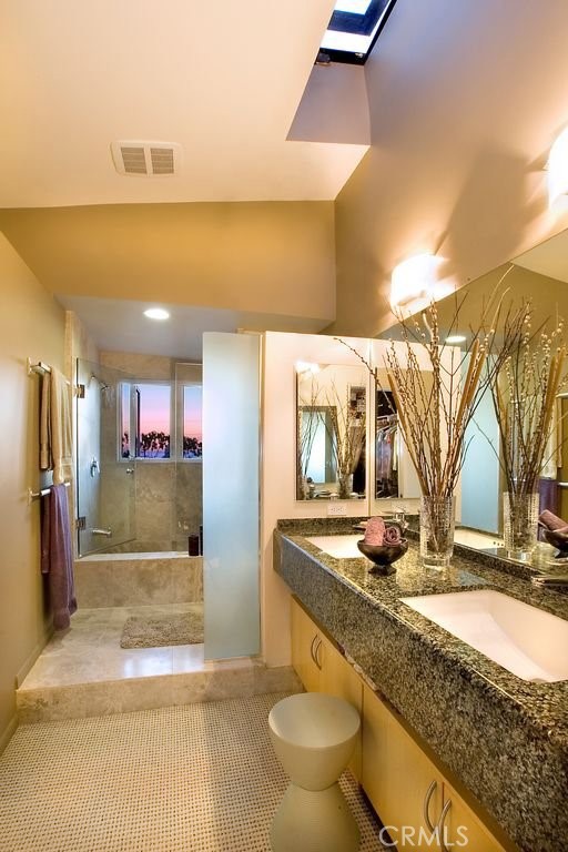 326 Loma Terrace, Laguna Beach CA 92651 - photo 10
