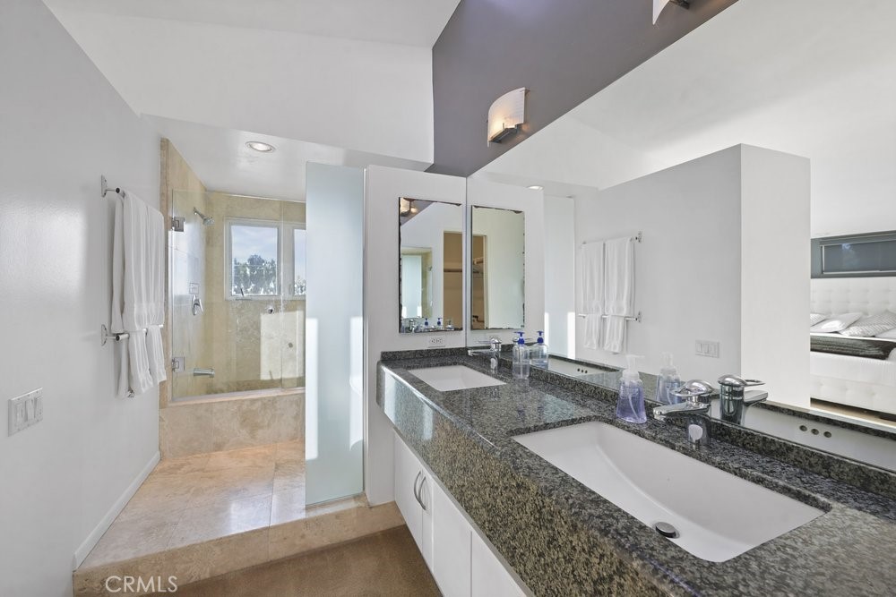 326 Loma Terrace, Laguna Beach CA 92651 - photo 23