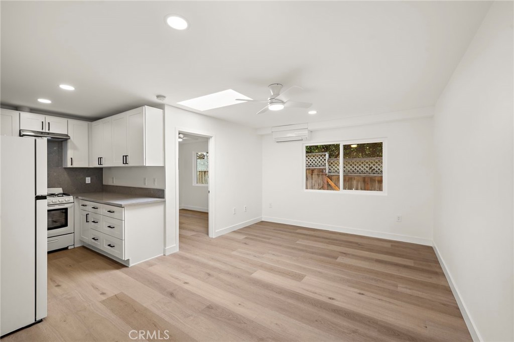 326 N Coast Highway C, Laguna Beach CA 92651 - photo 2