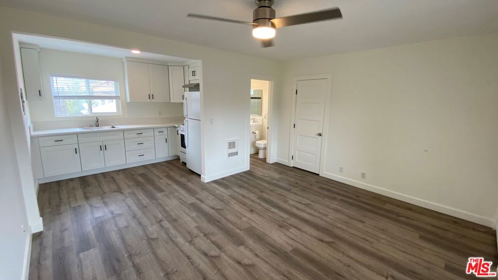 326 N COAST Highway G, Laguna Beach CA 92651 - photo 1