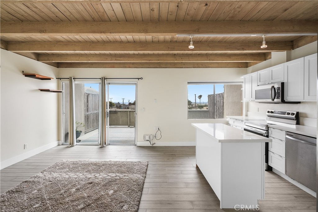 326 Thalia, Laguna Beach CA 92651 - photo 1