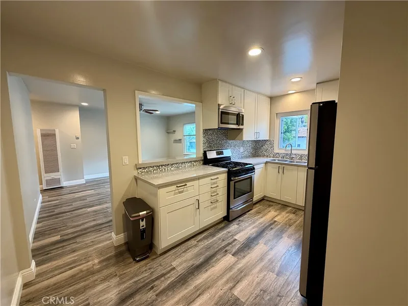 327 3rd B, Laguna Beach, CA 92651