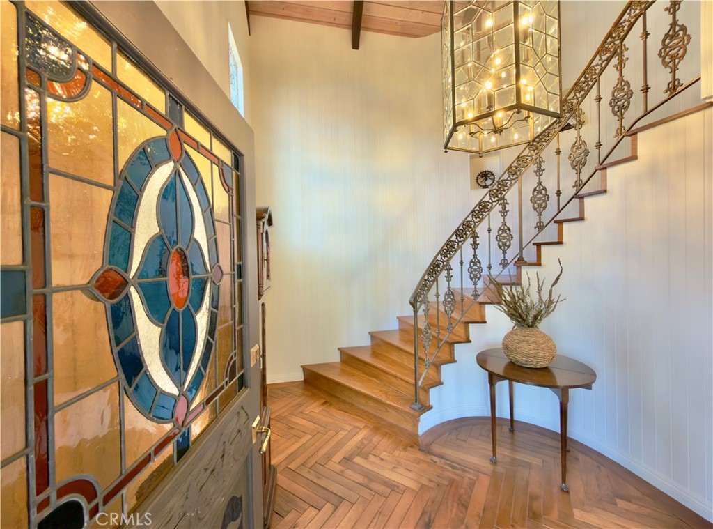 327 Aster, Laguna Beach CA 92651 - photo 2