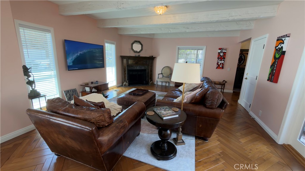 327 Aster, Laguna Beach CA 92651 - photo 5