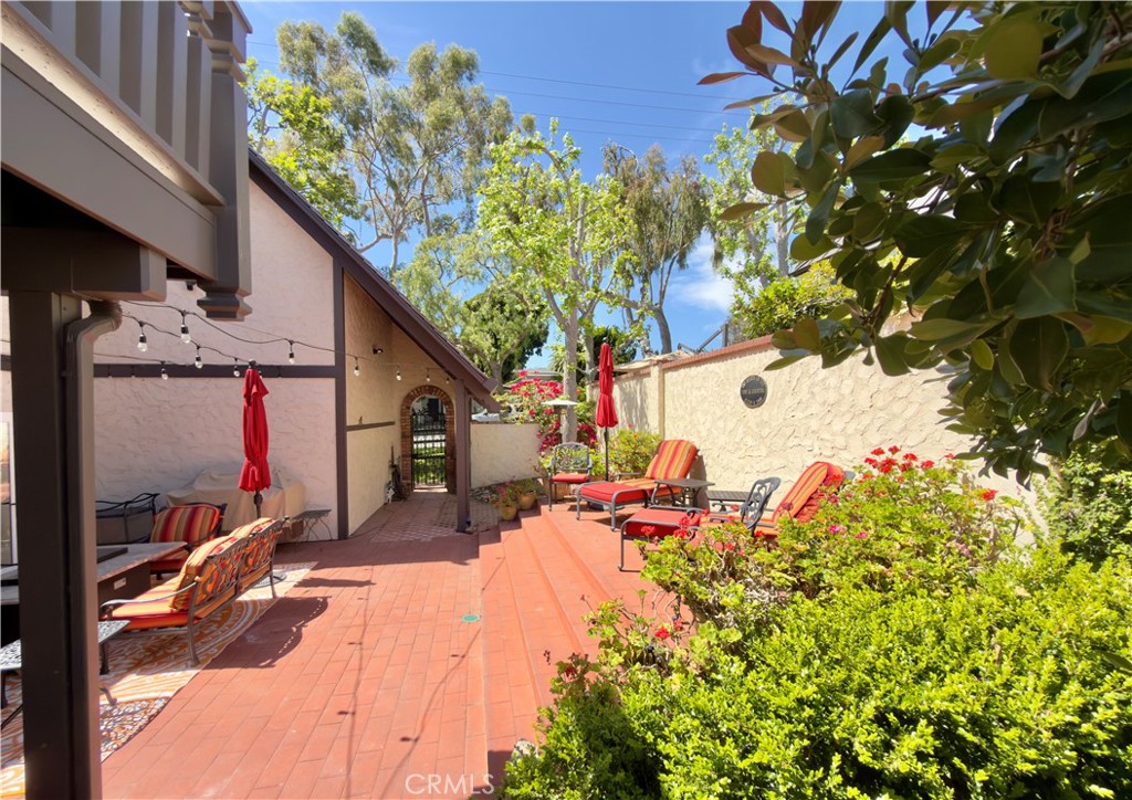 327 Aster, Laguna Beach CA 92651 - photo 13