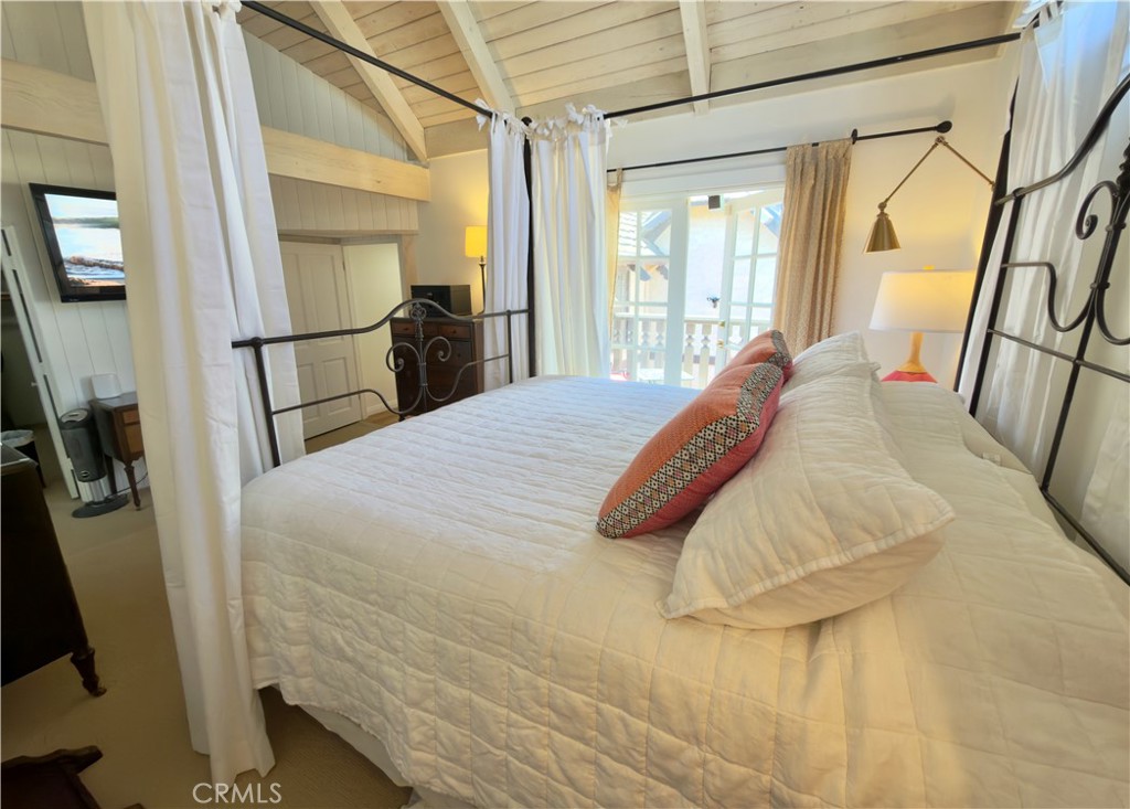 327 Aster, Laguna Beach CA 92651 - photo 30