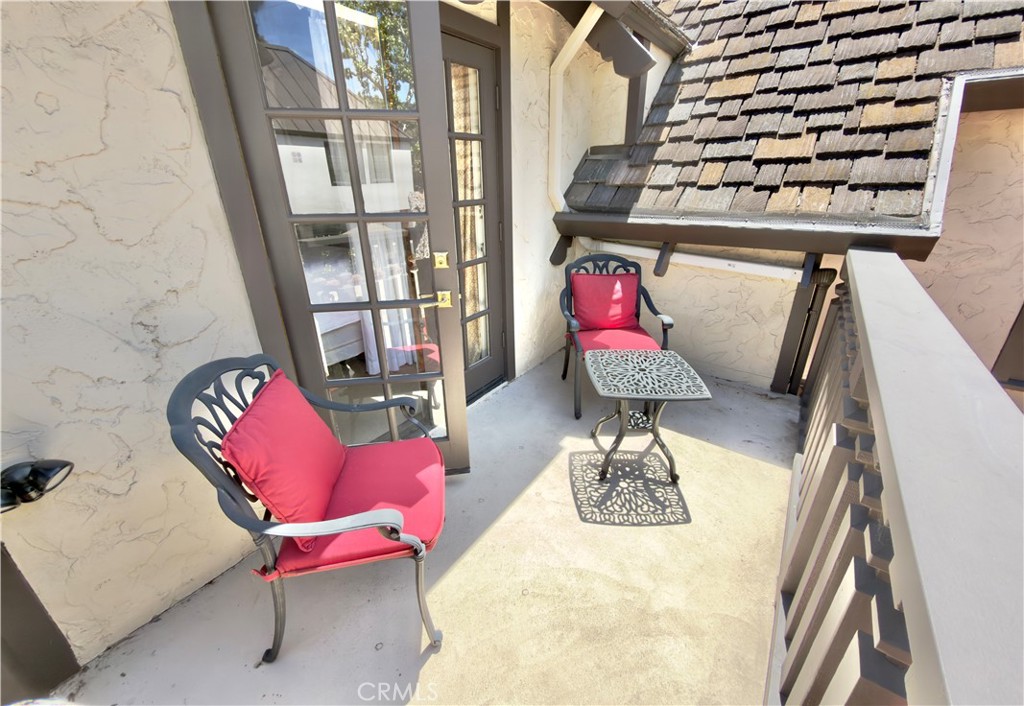 327 Aster, Laguna Beach CA 92651 - photo 32