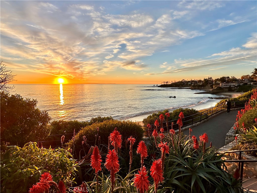 327 Aster, Laguna Beach CA 92651 - photo 52