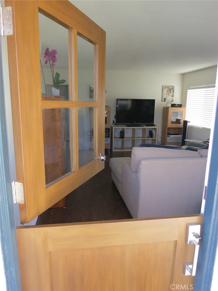 327 Locust Street, Laguna Beach CA 92651 - photo 1