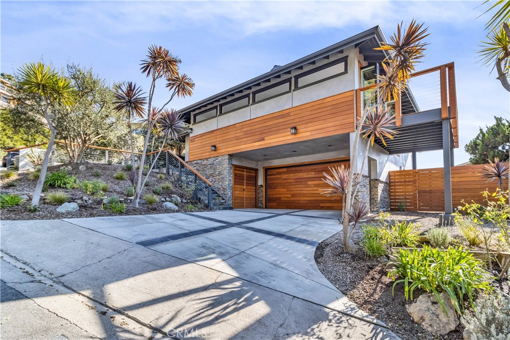 329 Dartmoor Street, Laguna Beach CA 92651 - photo 1