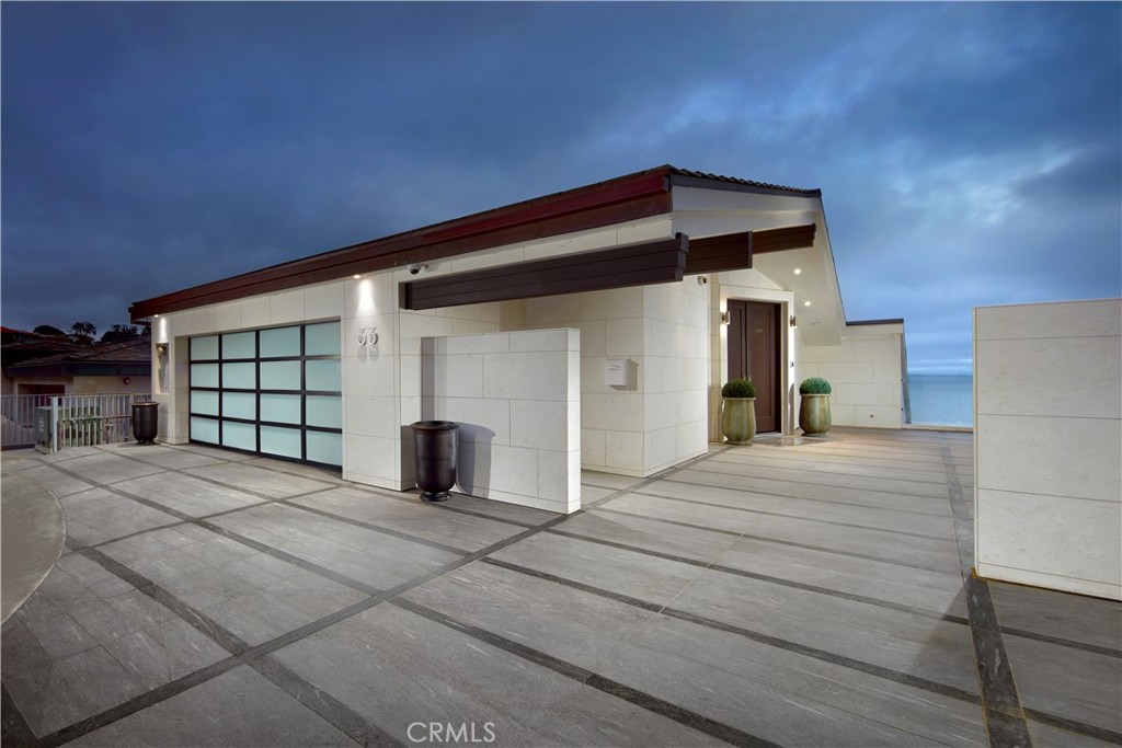 33 Bay Drive, Laguna Beach CA 92651 - photo 2