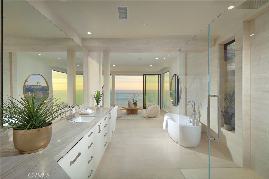 33 Bay Drive, Laguna Beach CA 92651 - photo 28