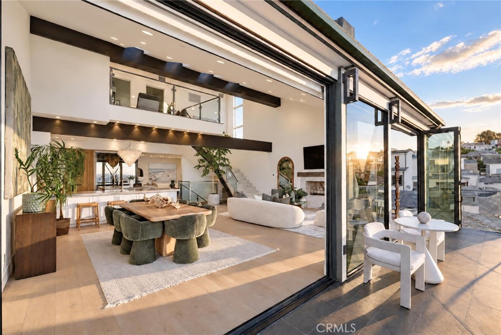 33 Bay Drive, Laguna Beach CA 92651 - photo 10