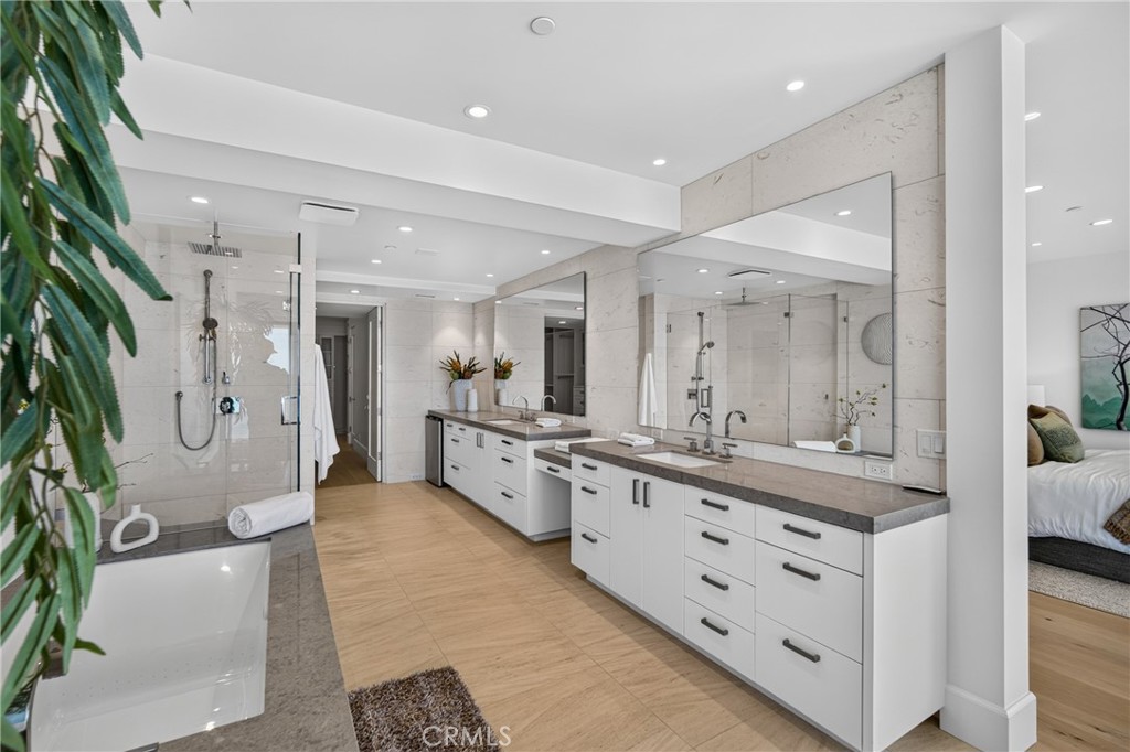 33 Bay Drive, Laguna Beach CA 92651 - photo 29