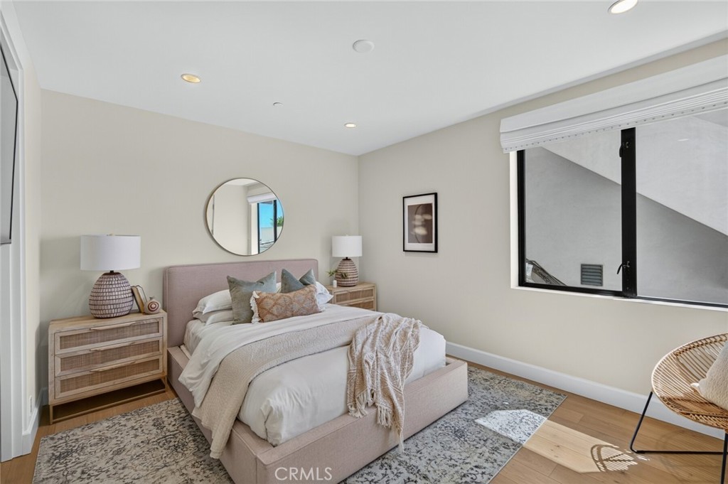 33 Bay Drive, Laguna Beach CA 92651 - photo 32