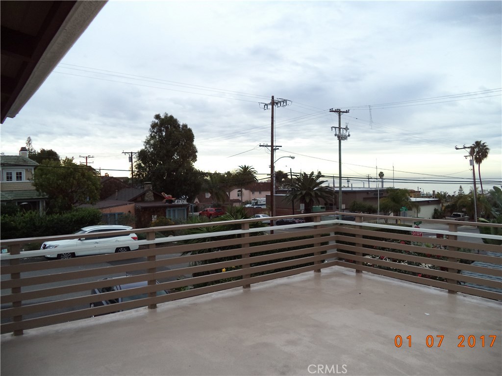 330 Agate Street, Laguna Beach CA 92651 - photo 1