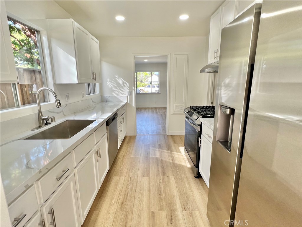 332 Locust Street A, Laguna Beach CA 92651 - photo 1