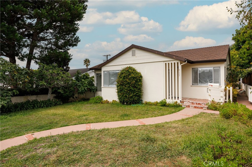 332 Locust Street B, Laguna Beach CA 92651 - photo 1