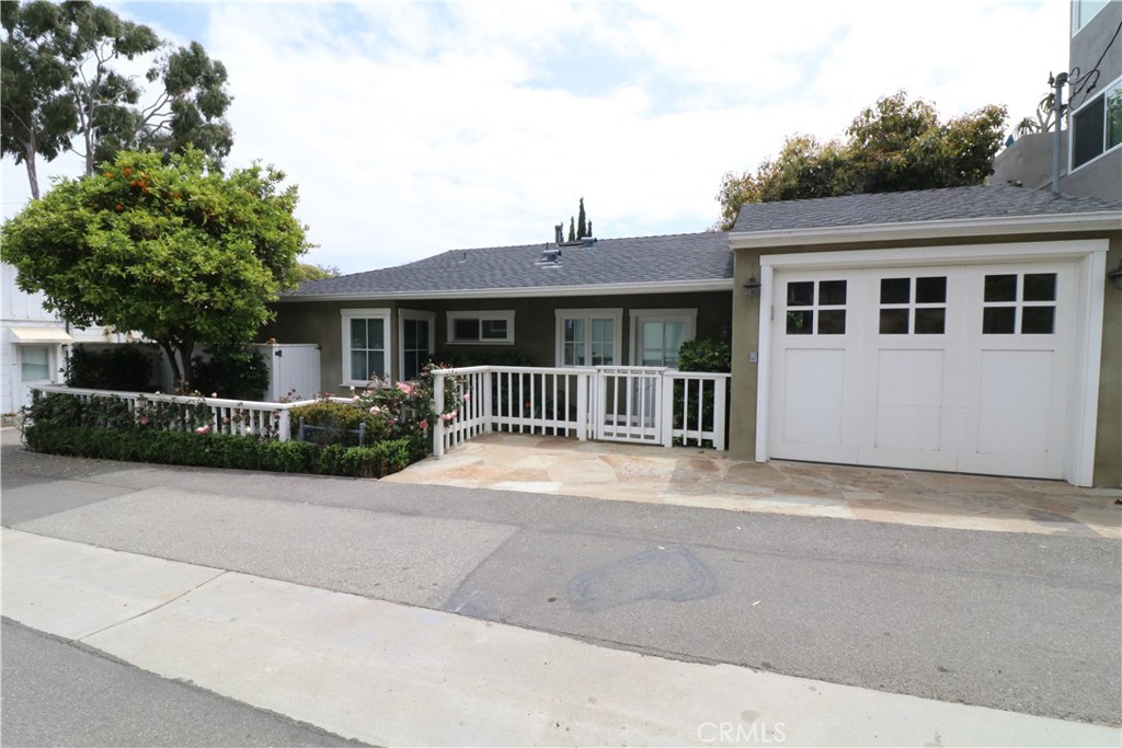 334 Cypress, Laguna Beach CA 92651 - photo 1