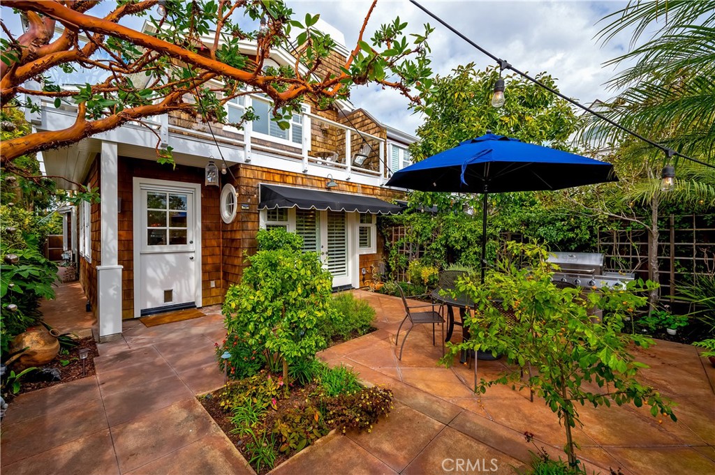 334 Locust Street 2, Laguna Beach CA 92651 - photo 1