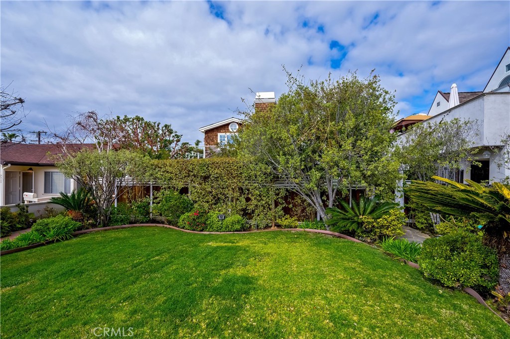 334 Locust Street 2, Laguna Beach CA 92651 - photo 4