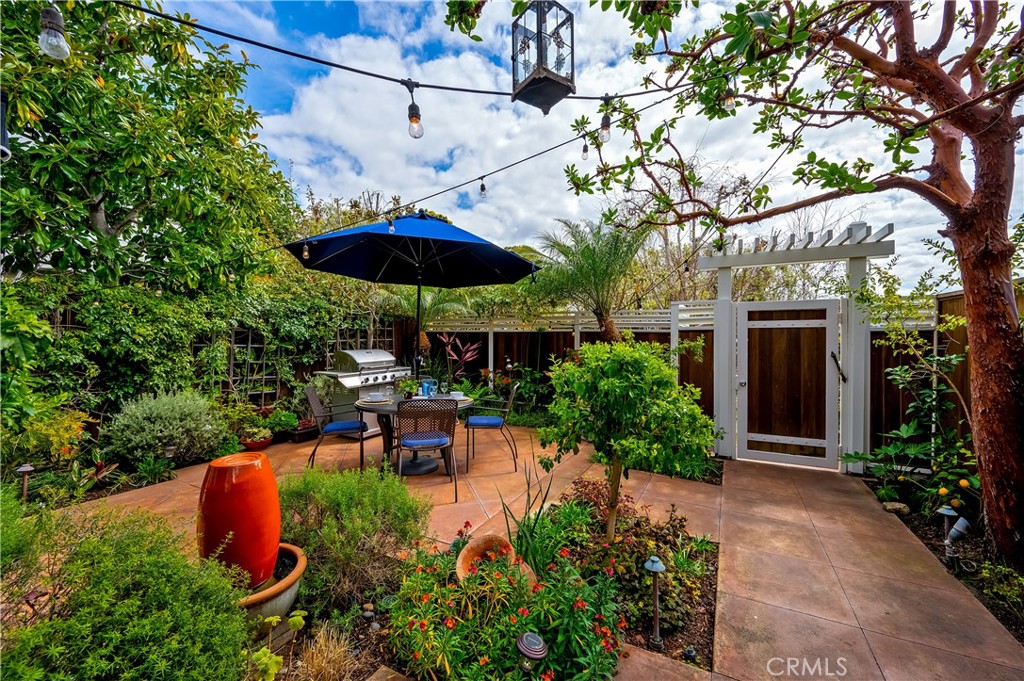 334 Locust Street 2, Laguna Beach CA 92651 - photo 6