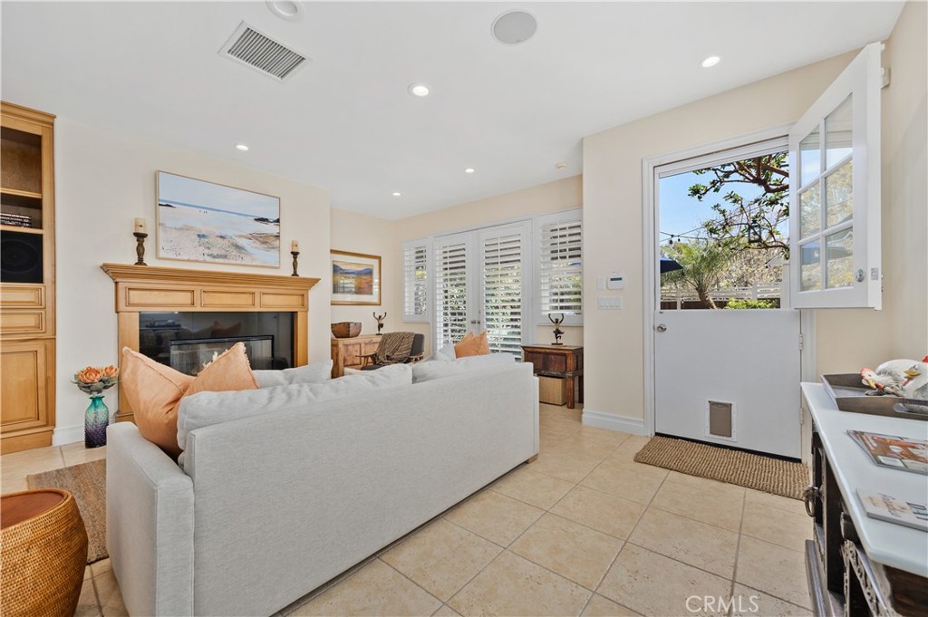 334 Locust Street 2, Laguna Beach CA 92651 - photo 14