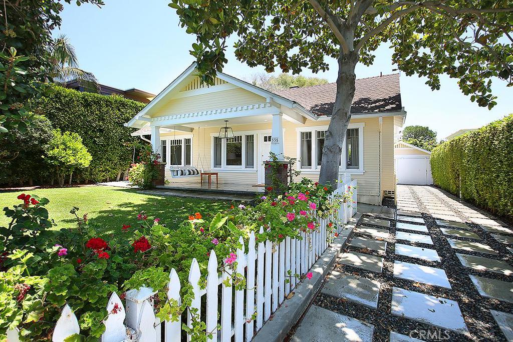 Large front porch entry and hedged private front yard. - 335 Myrtle Street, Laguna Beach CA 92651 - photo 1