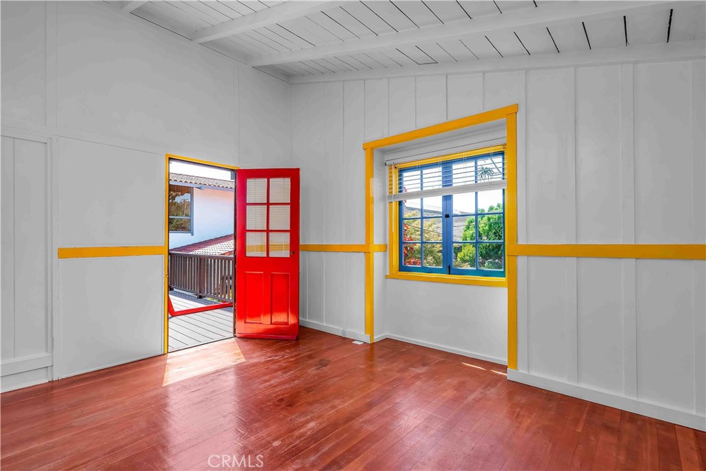 339 Saint Anns Drive, Laguna Beach CA 92651 - photo 12