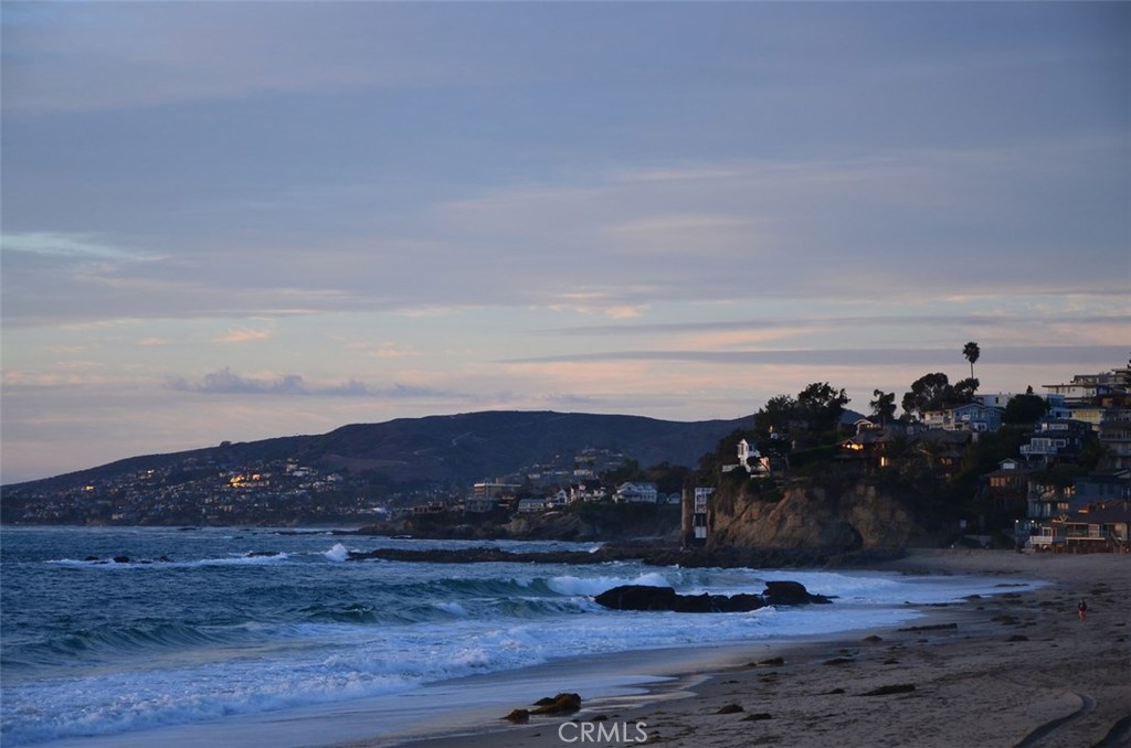 BLUE LAGOON BEACH LOOKING TOWARDS VICTORIA BEACH AND DOWNTOWN LAGUNA - 34 BLUE LAGOON, Laguna Beach CA 92651 - photo 1