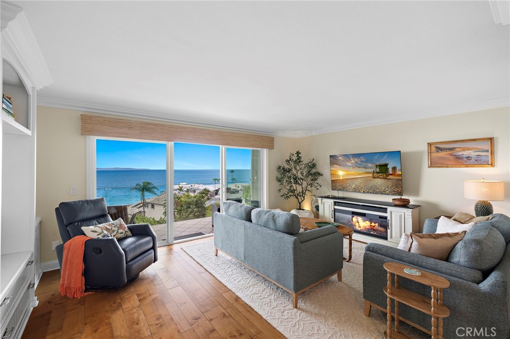 LIVING ROOM - 34 Blue Lagoon, Laguna Beach CA 92651 - photo 5