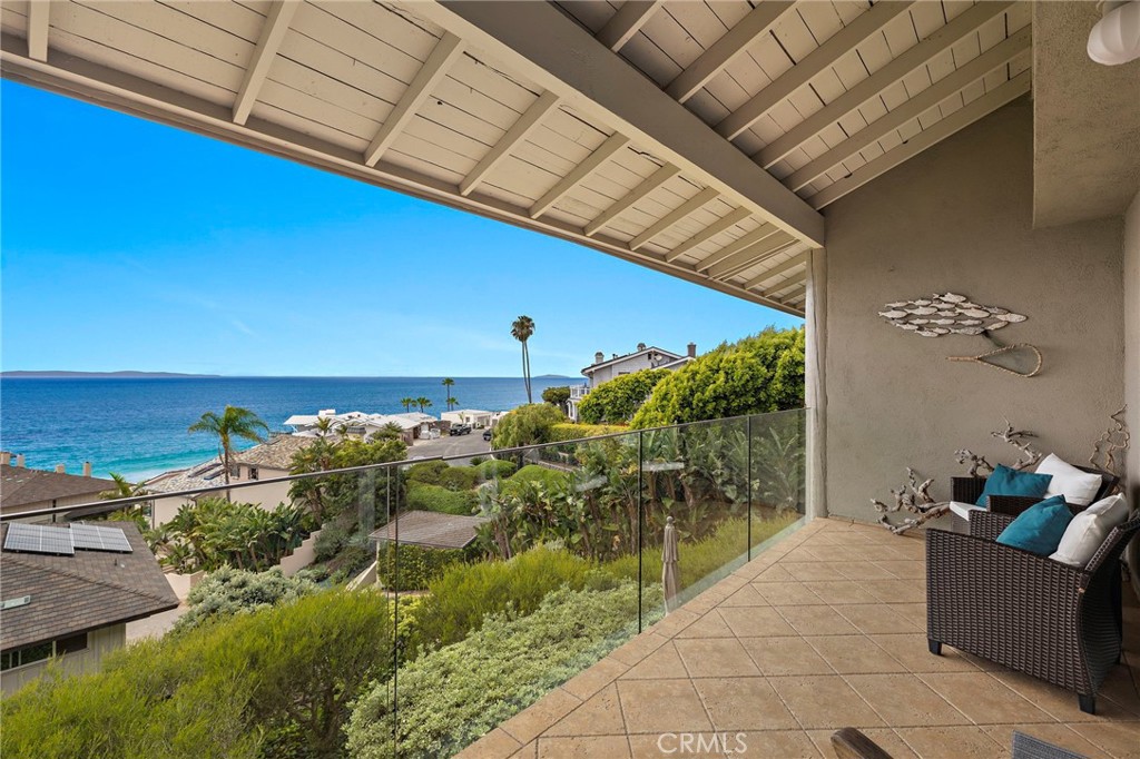OUTDOOR PATIO DECK OFF LIVING ROOM - 34 Blue Lagoon, Laguna Beach CA 92651 - photo 6