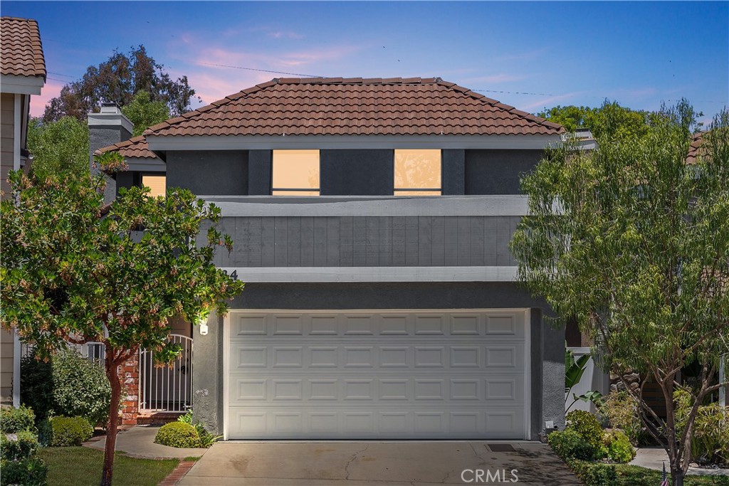 34 Carmel Court, Laguna Beach CA 92651 - photo 1