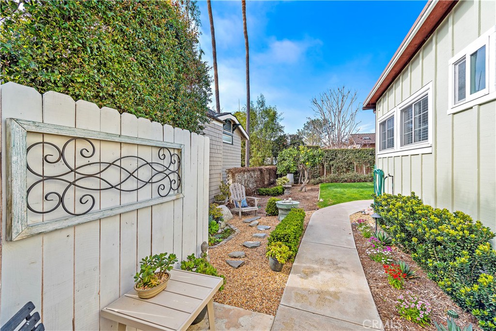 340 Moss Street back, Laguna Beach CA 92651 - photo 2
