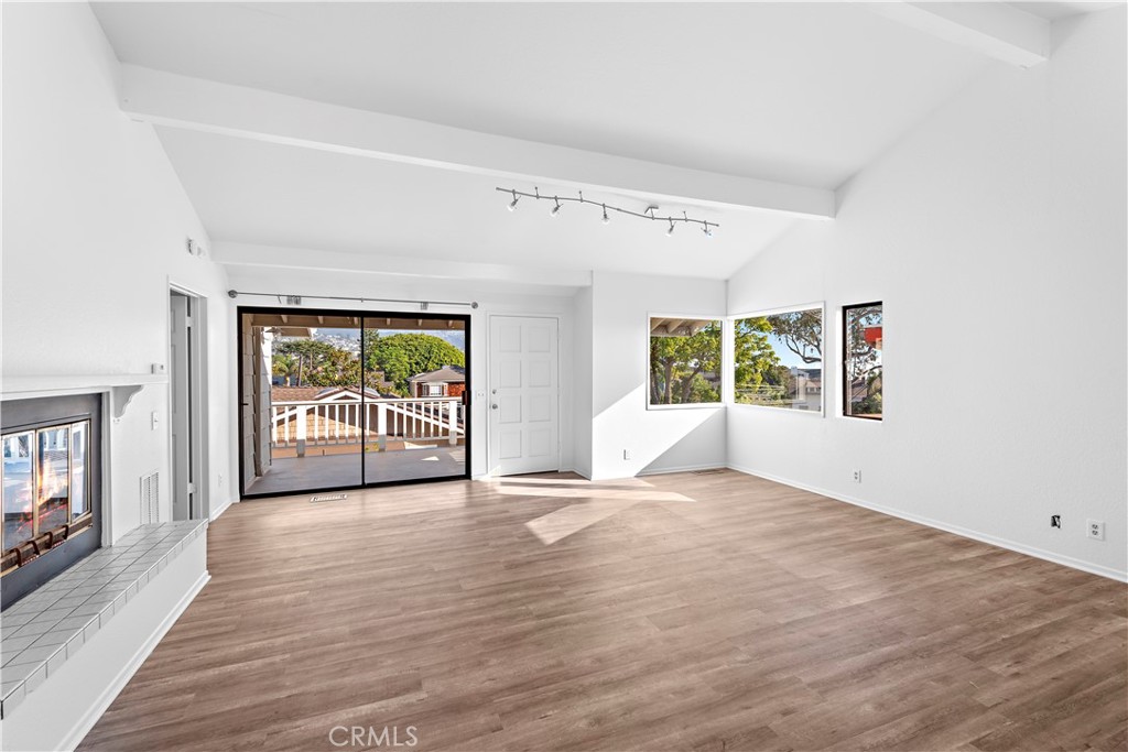 342 Poplar Street, Laguna Beach CA 92651 - photo 3