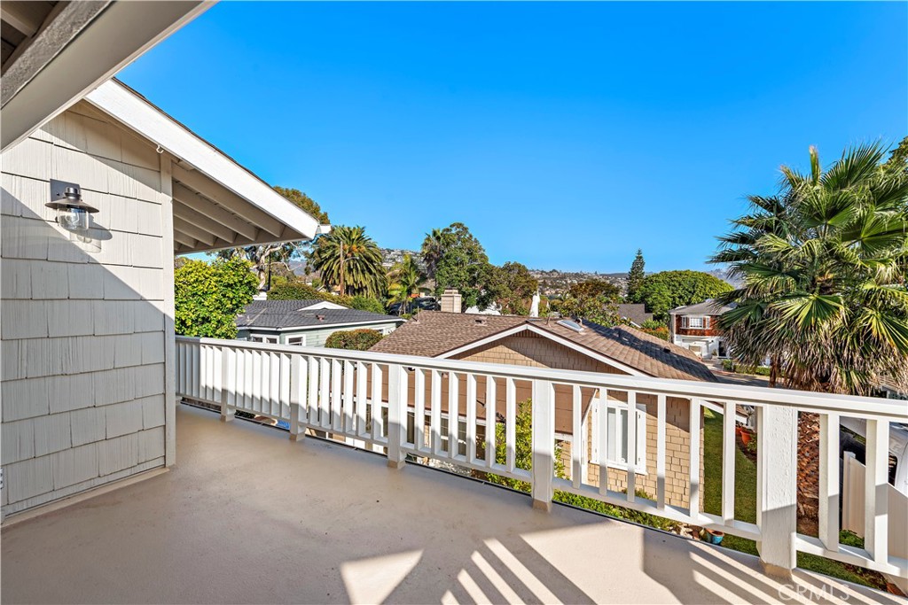 342 Poplar Street, Laguna Beach CA 92651 - photo 12