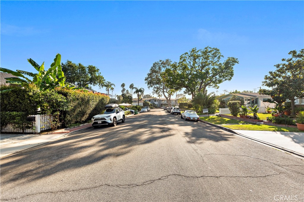 342 Poplar Street, Laguna Beach CA 92651 - photo 28
