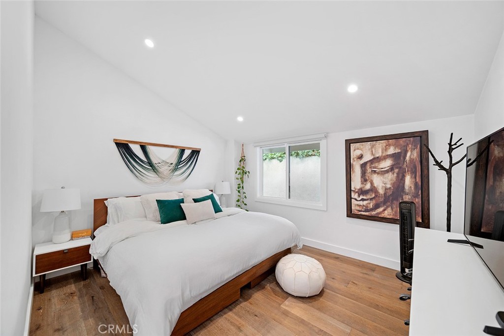 Secondary Bedroom - 343 Emerald Bay, Laguna Beach CA 92651 - photo 32