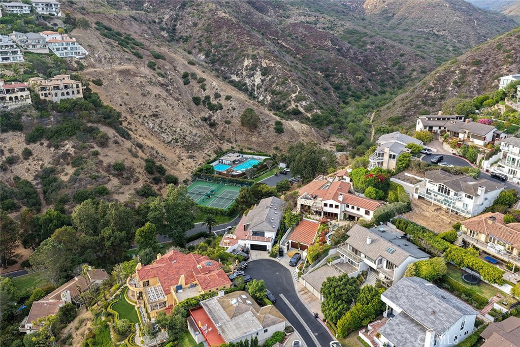 343 Emerald Bay, Laguna Beach CA 92651 - photo 36