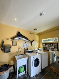 Shared laundry room, very clean and well kept - 343 Myrtle Street B, Laguna Beach CA 92651 - photo 28