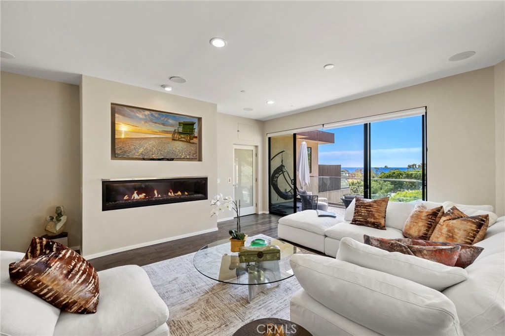 346 Y Place, Laguna Beach CA 92651 - photo 7